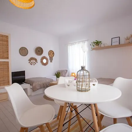 Hidden Serenity Mykonos Town